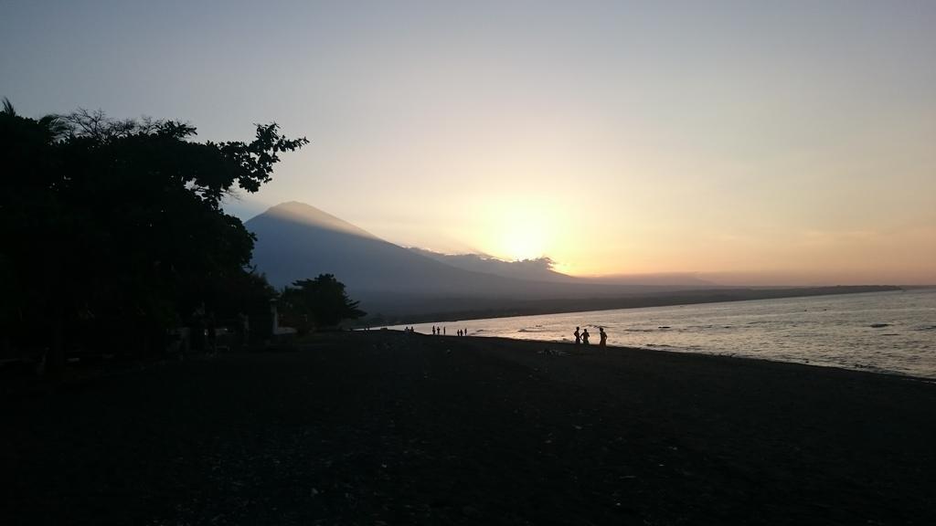 Barracuda Beach Hostel Amed Eksteriør bilde