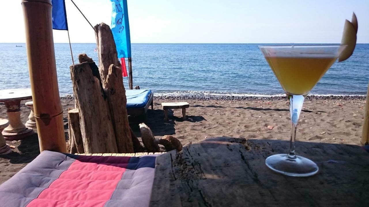 Barracuda Beach Hostel Amed Eksteriør bilde
